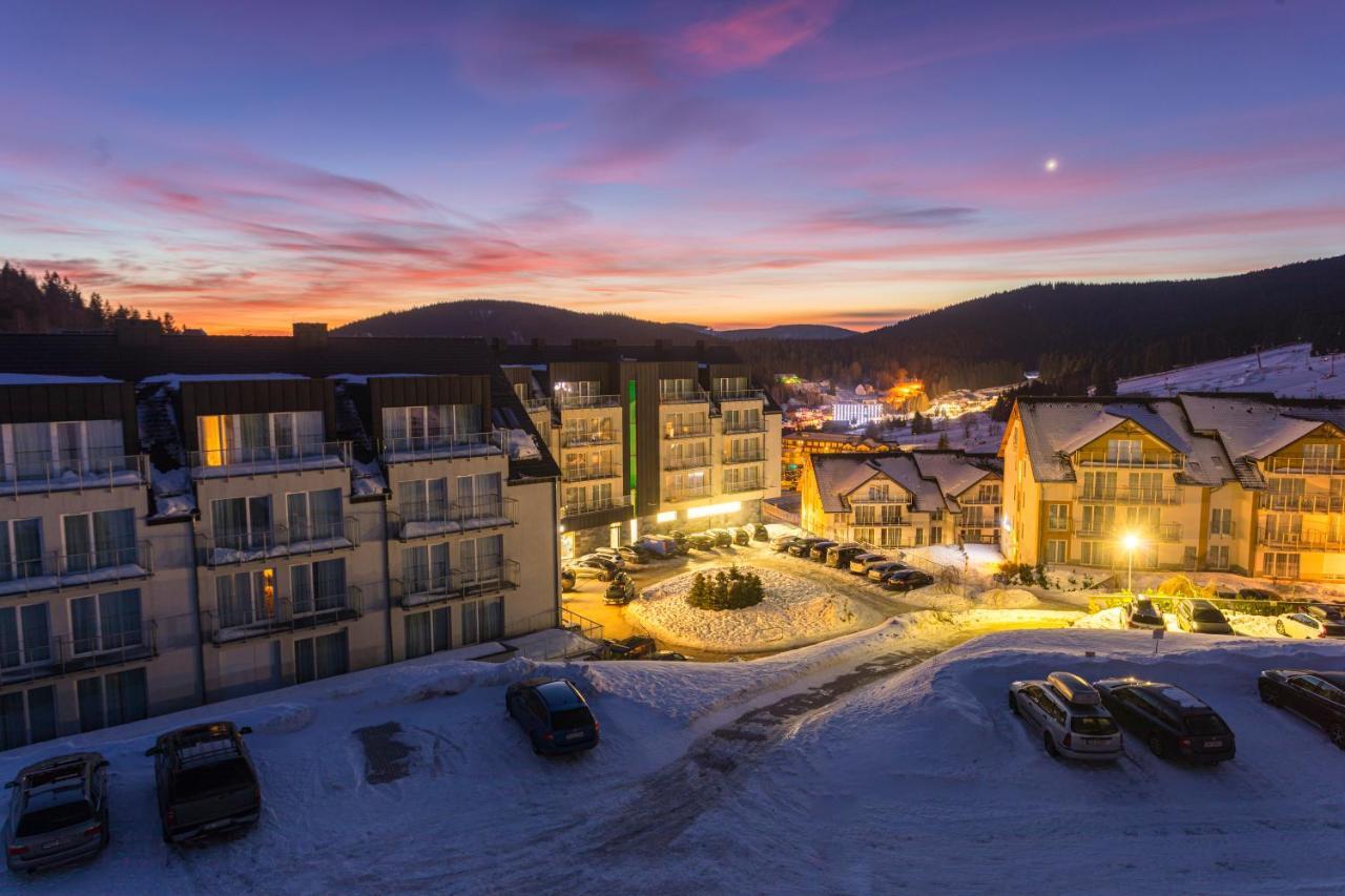 Aparthotel Apartamenty Czarna Gora 230 Сенна Экстерьер фото
